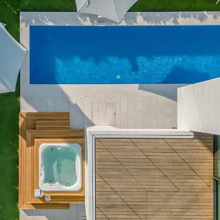 Soiree * Starigrad Paklenica