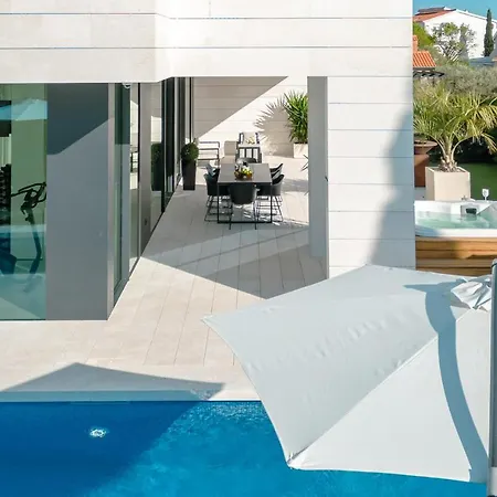 Soiree * Starigrad Paklenica